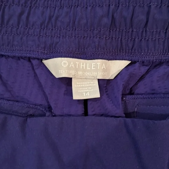 Athleta Textured Brooklyn Shorts, Purple, Size 14 - Picture 5 of 5
